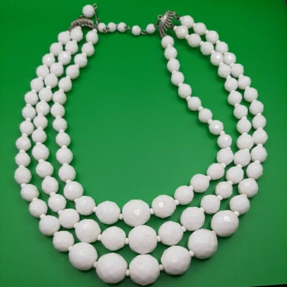 Vintage Iridescent White Milk Glass Beads Faceted Necklace 20" 3 STRAND